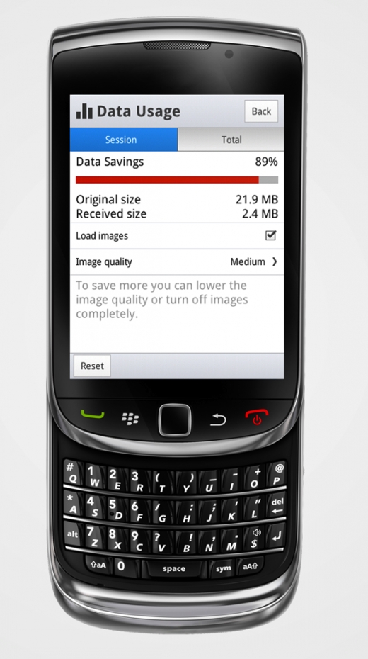 Để tải Opera Mini 8 về, hãy truy cập vào trang m.opera.com trên trình duyệt của bạn, rồi chọn dòng máy tương ứng