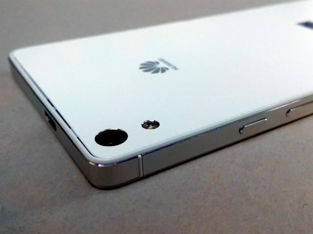 Huawei Ascend P7 Huawei Ascend P7