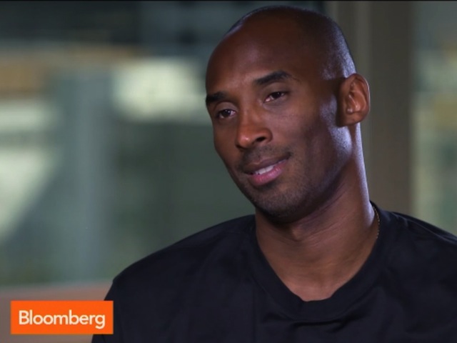 Gần đây Ive cũng bị phát hiện đang gặp gỡ ngôi sao Kobe Bryant tại trụ sở của Apple