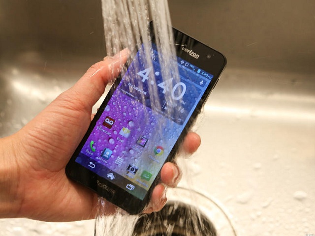 Kyocera Hydro Elite