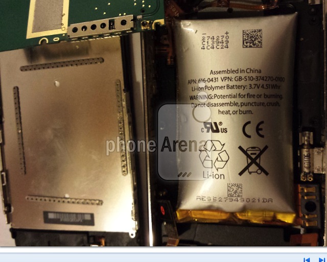Chiếc iPhone có viên pin bị biến dạng