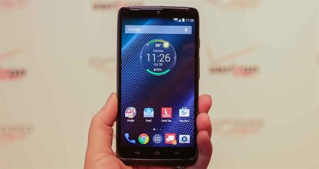 Trên tay Droid Turbo, chiếc smartphone