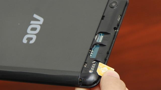 1 SIM thường, 1 Micro SIM