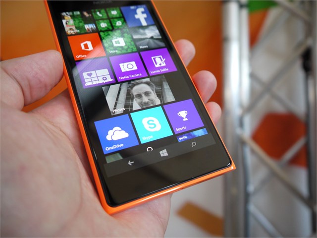 lumia730 iPhone 4S