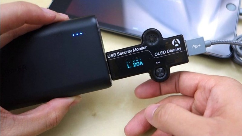 Công suất sạc ổn định, tốt cho pin của máy