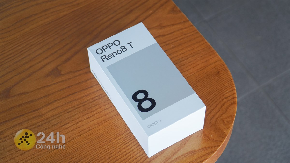 Vỏ hộp của OPPO Reno8 T có tone màu trắng xám trông khá thanh lịch và sang trọng. Vỏ hộp của OPPO Reno8 T có tone màu trắng xám trông khá thanh lịch và sang trọng.