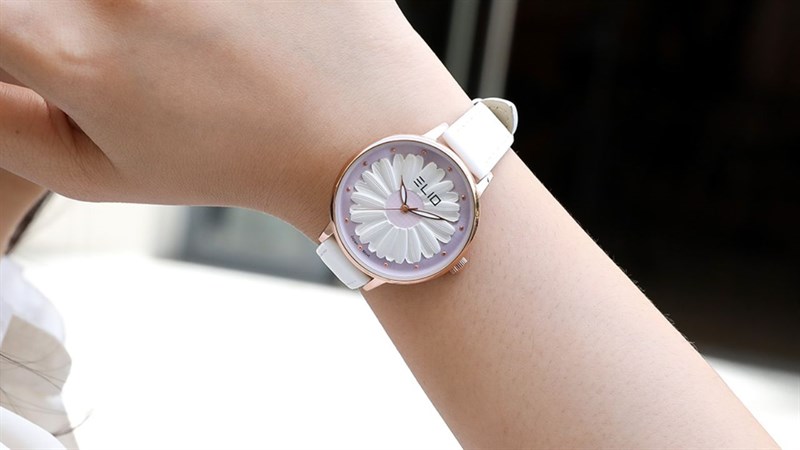 Đồng hồ giảm giá còn 111K