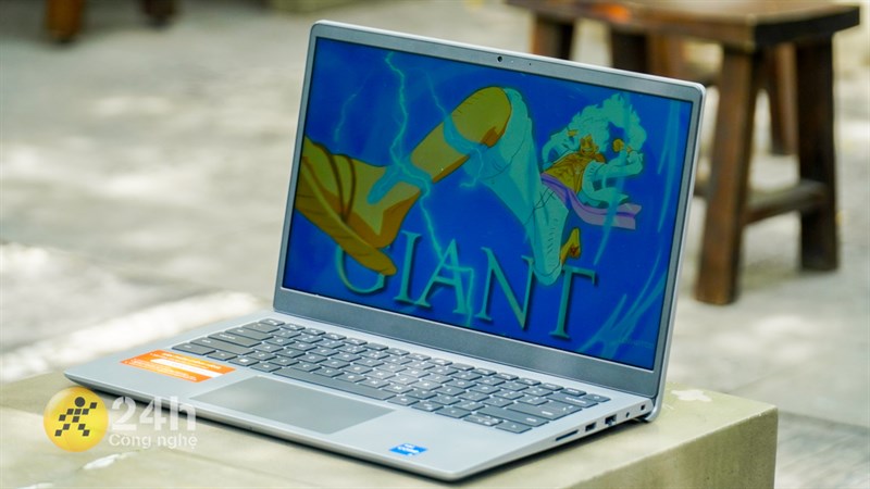 Dell Vostro 3430 dù được trang bị dung lượng RAM 8 GB nhưng mình nghĩ mọi người nên nâng lên 16 GB để có trải nghiệm tốt hơn. Dell Vostro 3430 dù được trang bị dung lượng RAM 8 GB nhưng mình nghĩ mọi người nên nâng lên 16 GB để có trải nghiệm tốt hơn.