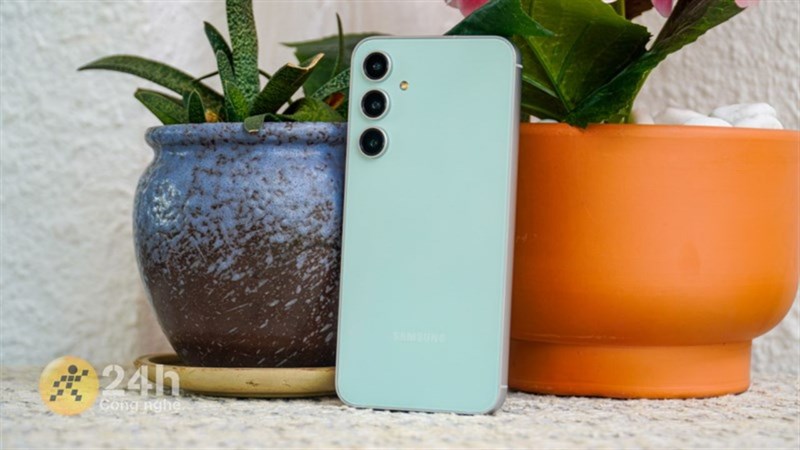 Điện thoại Android vừa có sạc không dây vừa sạc nhanh, cao nhất đến 67W, giá từ 9.49 triệu