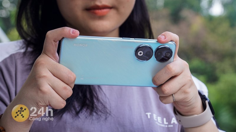 Honor 90 với Snapdragon 7 Gen 1 hoàn toàn có thể đáp ứng tốt nhu cầu sử dụng của người dùng. Honor 90 với Snapdragon 7 Gen 1 hoàn toàn có thể đáp ứng tốt nhu cầu sử dụng của người dùng.