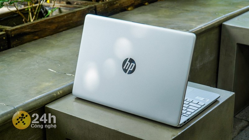 laptop HP 15s fq5229TU i3 1215U 