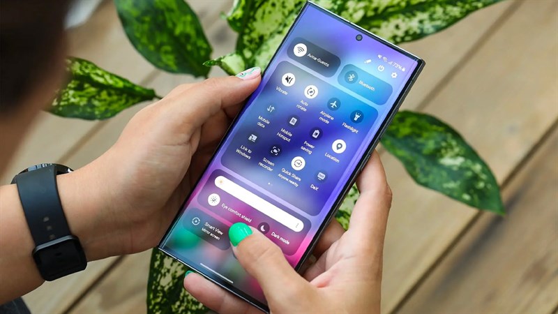 Cách chỉnh bố cục trung tâm điều khiển trên One UI 6 Cách chỉnh bố cục trung tâm điều khiển trên One UI 6