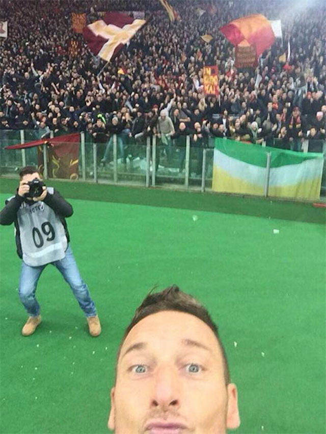 Bức ảnh tự sướng của Francesco Totti