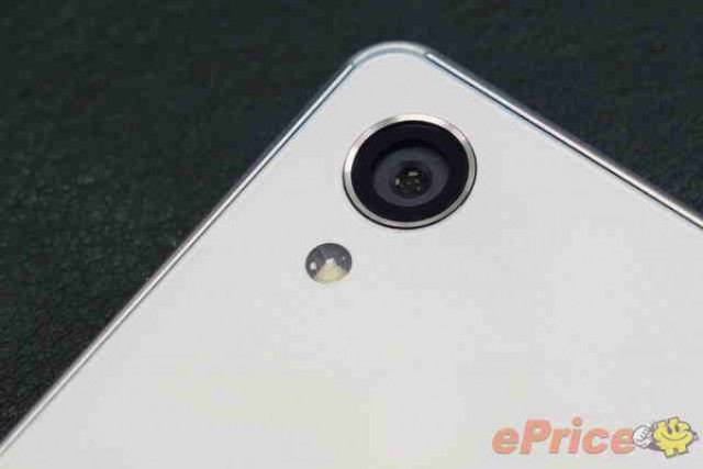 Xperia Z4 có tới hai phiên bản