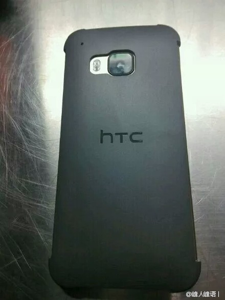 HTC One M9 và vỏ bảo vệ Dot View