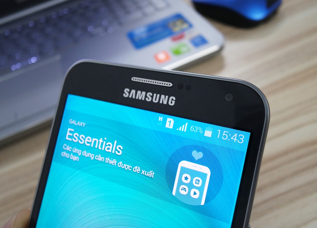 Samsung Galaxy E7