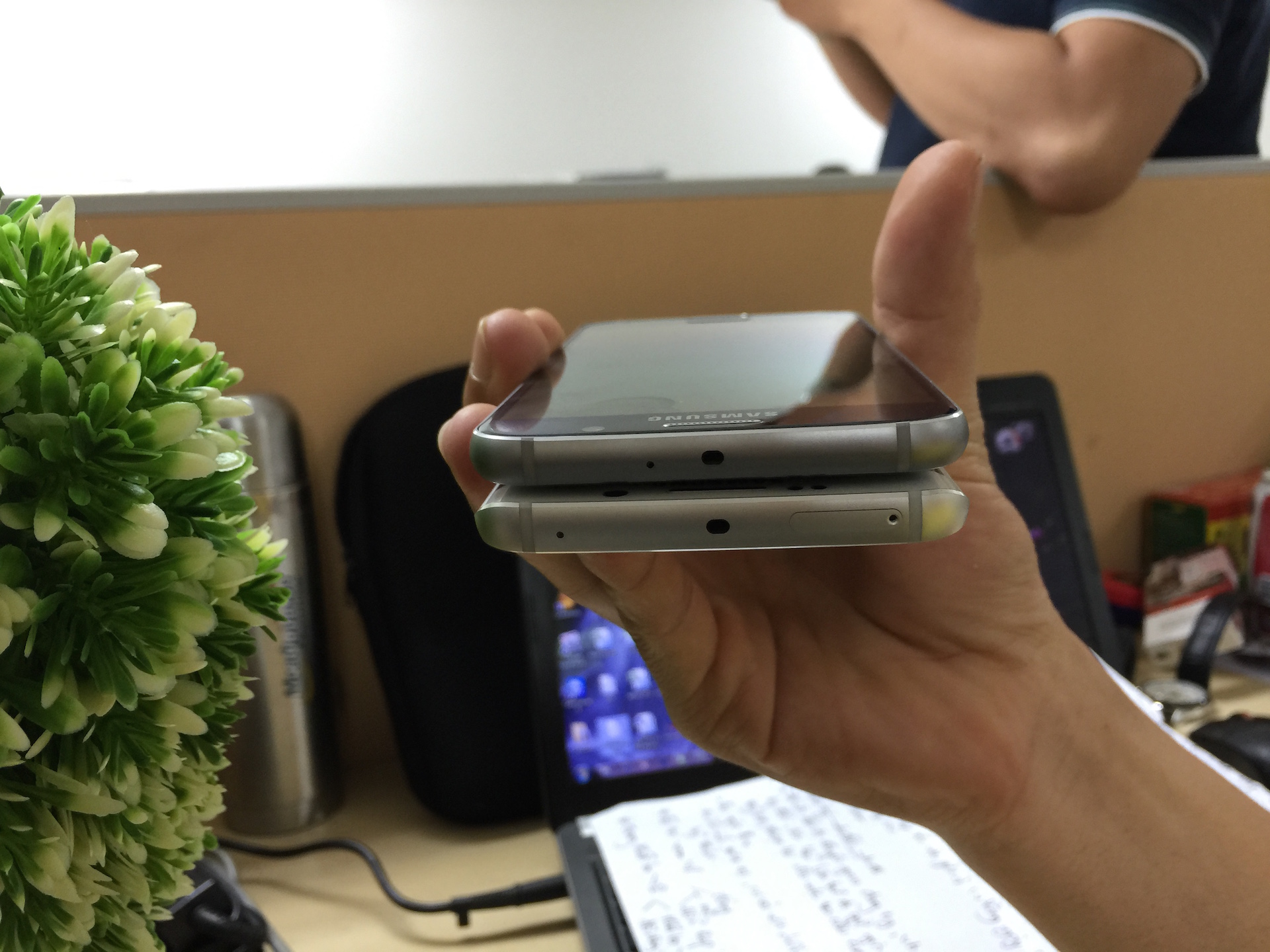 Bộ đôi sản phẩm hàng đầu của Samsung Bộ đôi sản phẩm hàng đầu của Samsung