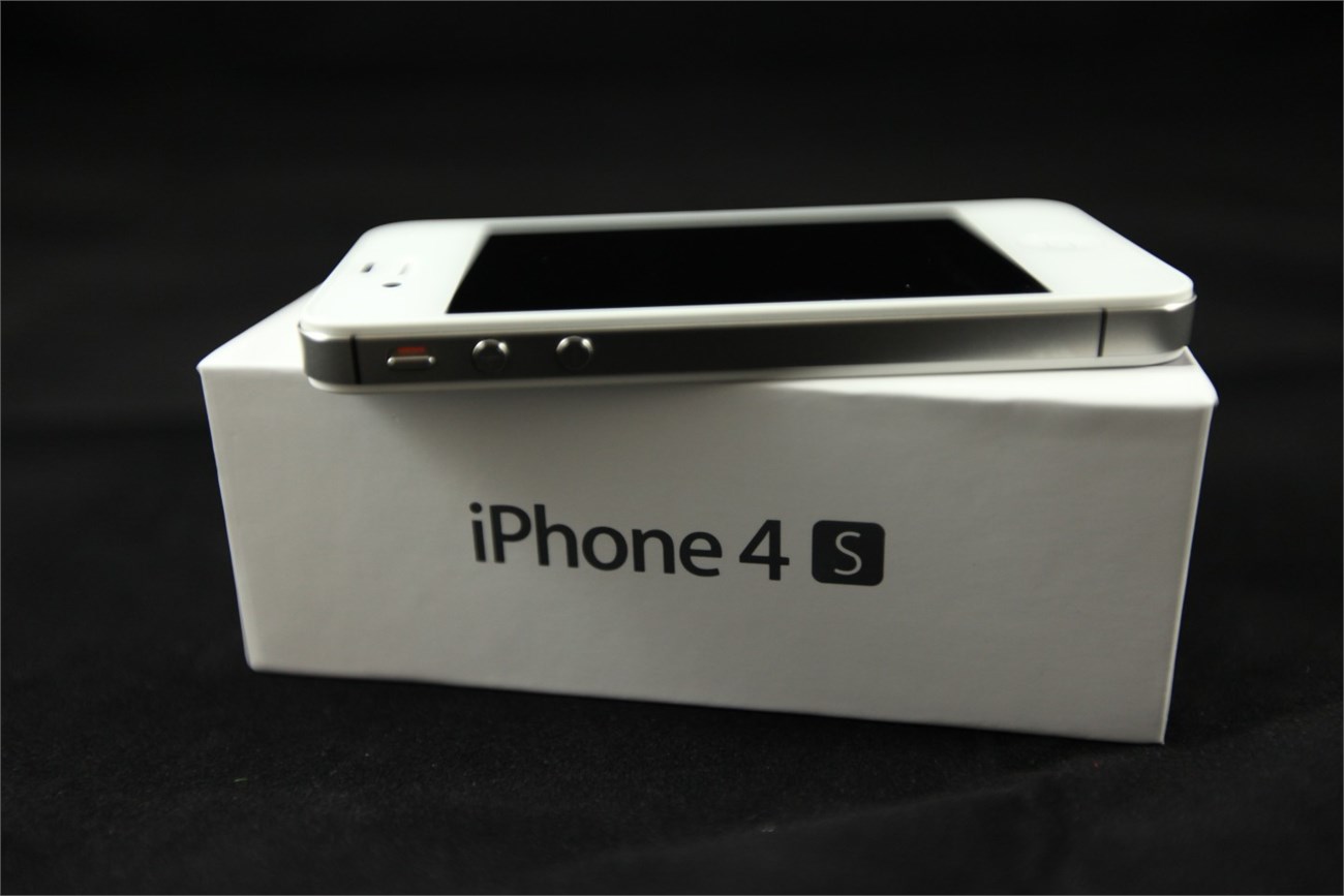 iPhone 4S iPhone 4S