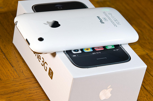 Apple iPhone 3GS (8.5 điểm)