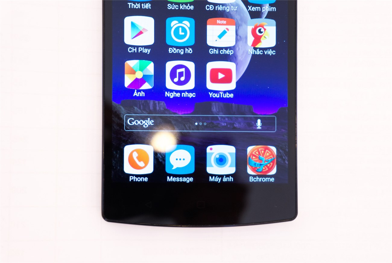 Bphone được trưng bày công cộng 2 Bphone được trưng bày công cộng 2