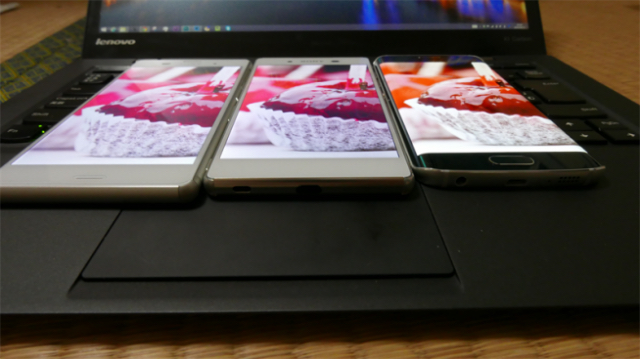 Loạt ảnh đập hộp Xperia Z4 ở Nhật 12 Loạt ảnh đập hộp Xperia Z4 ở Nhật 12