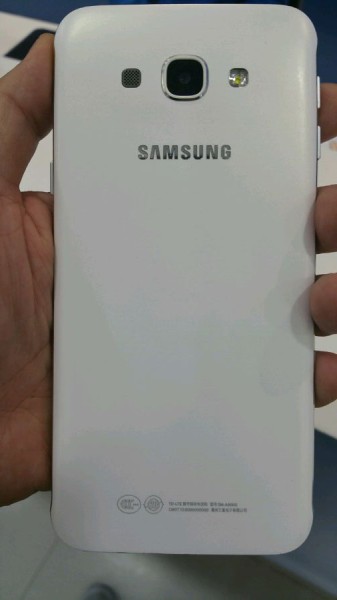 Galaxy A8 lộ ảnh thực tế Galaxy A8 lộ ảnh thực tế
