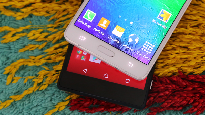 Xperia Z2 vs Galaxy A7