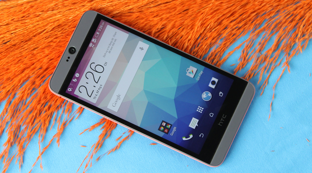Desire 826 