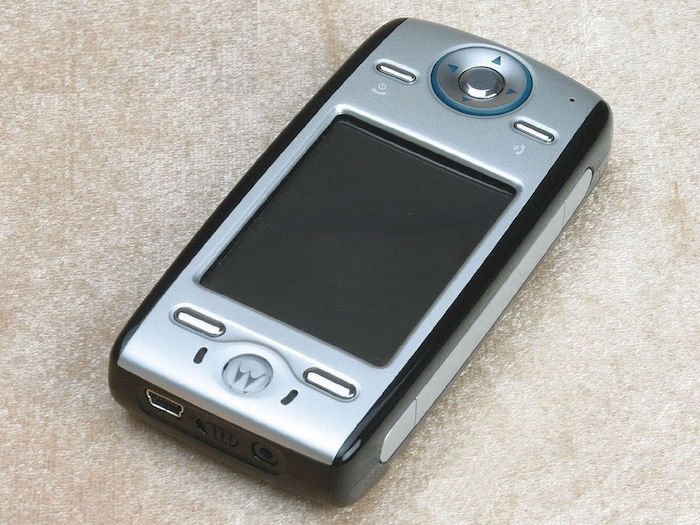 Motorola E680