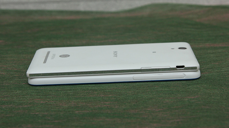 desire-820q-vs-xperia-c3-11 desire-820q-vs-xperia-c3-11