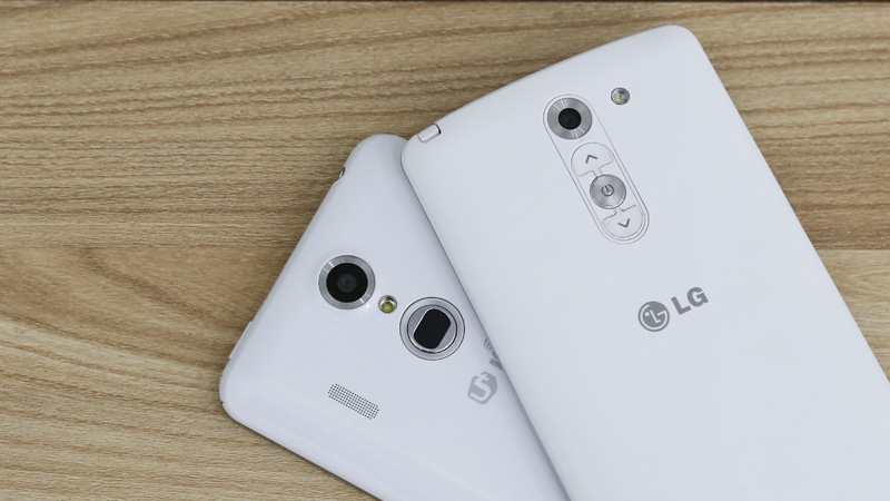 Pantech Vega Secret Up A900L và LG G3 Stylus Pantech Vega Secret Up A900L và LG G3 Stylus