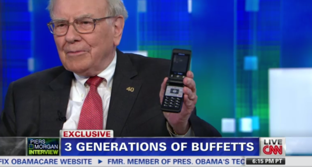 Chiếc điện thoại nắp gập Nokia của tỷ phú Warren Buffett