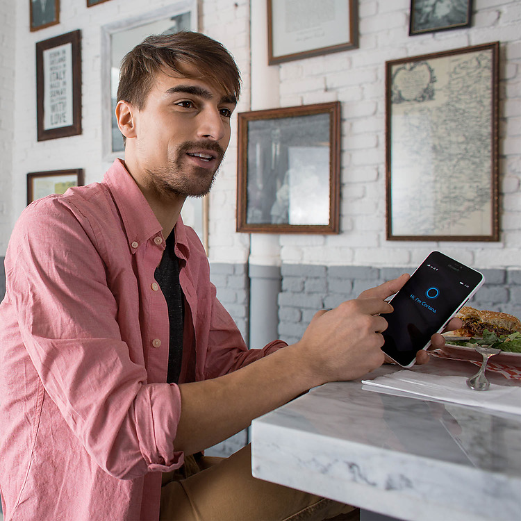 Hãy để Cortana quản lý những hoạt động hàng ngày của bạn và tận hưởng một ngày tự do, thoải mái Hãy để Cortana quản lý những hoạt động hàng ngày của bạn và tận hưởng một ngày tự do, thoải mái