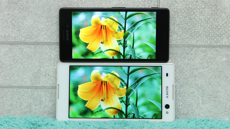 Ảnh so sánh màn hình của Sony Xperia M4 Aqua và Sony Xperia C3 Ảnh so sánh màn hình của Sony Xperia M4 Aqua và Sony Xperia C3