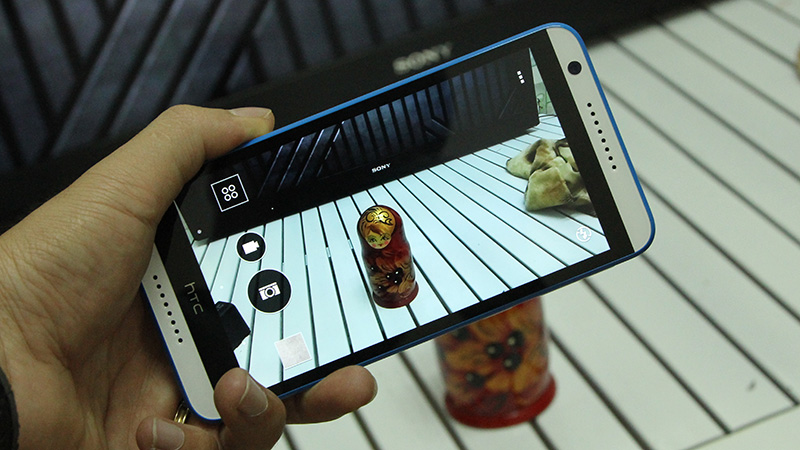 Giao diện camera HTC Desire 820Q Giao diện camera HTC Desire 820Q