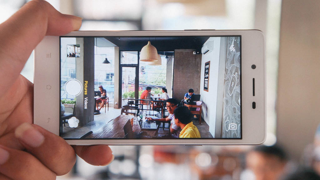 Camera OPPO Mirror 5 Camera OPPO Mirror 5
