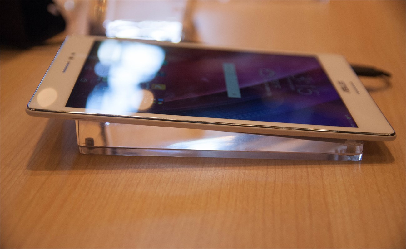 ZenPad S 8.0 (Z580CA) 6 ZenPad S 8.0 (Z580CA) 6