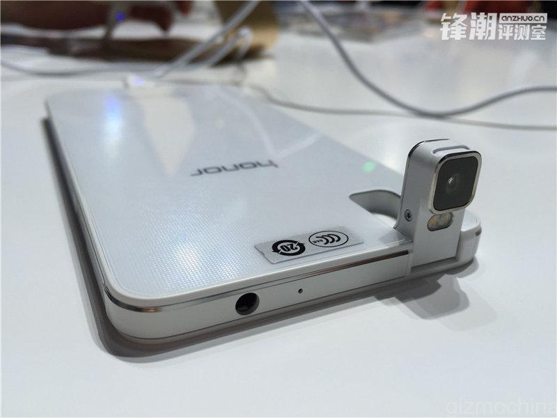 Thiết kế của Honor 7i khá bắt mắt Thiết kế của Honor 7i khá bắt mắt