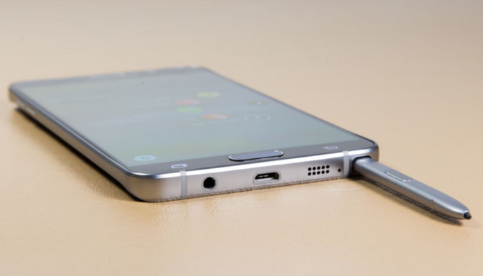 Galaxy Note 5 và bút S-Pen