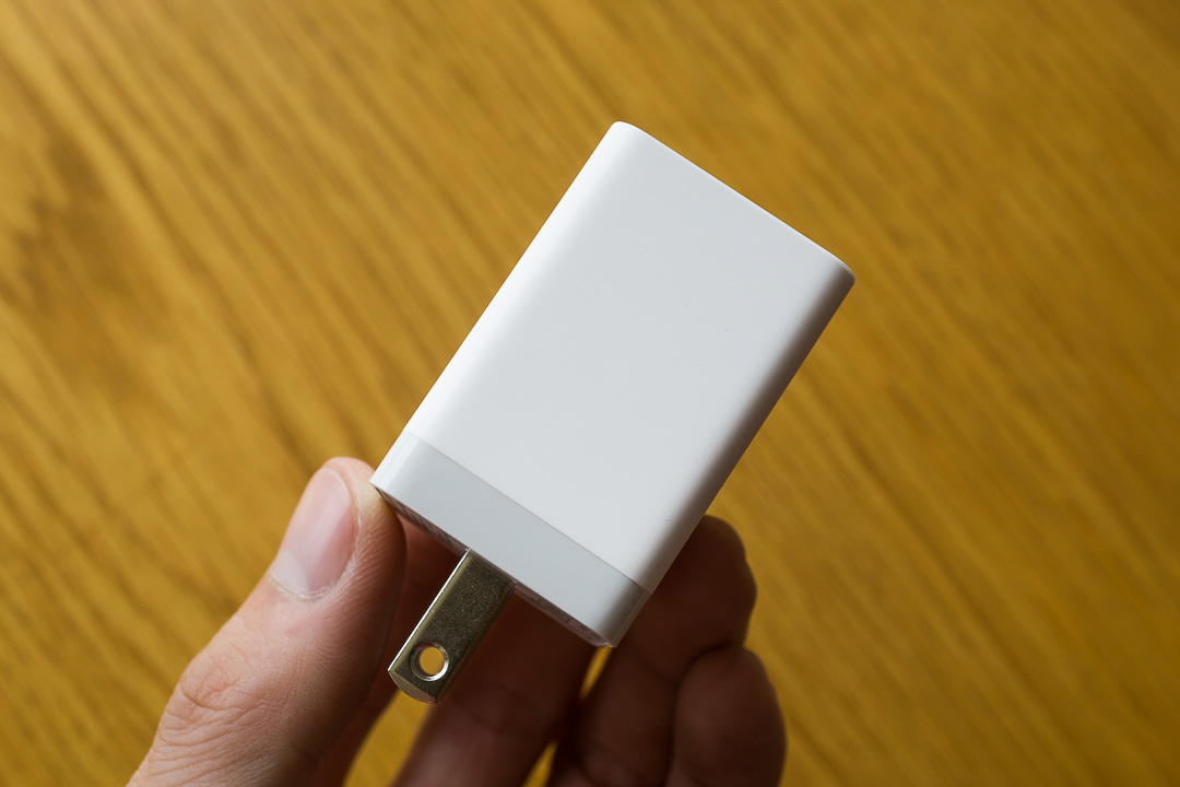 Cục sạc R7 Lite Mở hộp R7 Lite