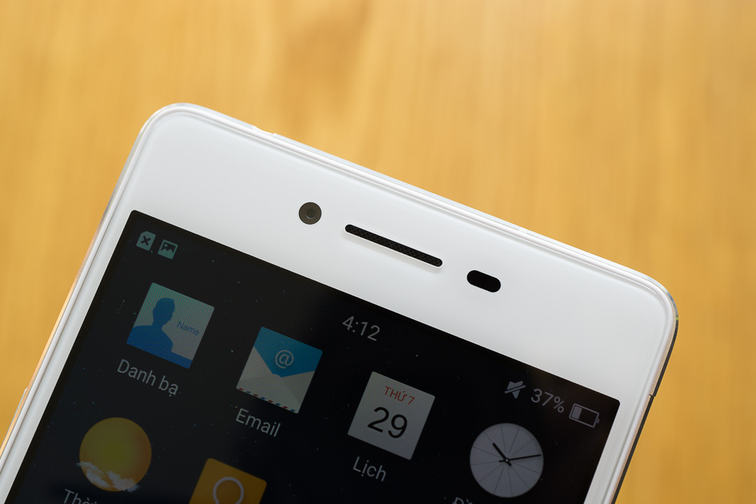 Cảm biến, loa thoại, camera phụ Mở hộp R7 Lite