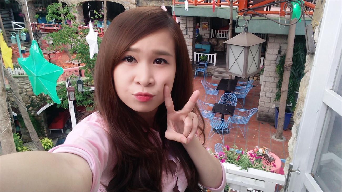 Selfie từ Oppo Miror 5 Selfie từ Oppo Miror 5