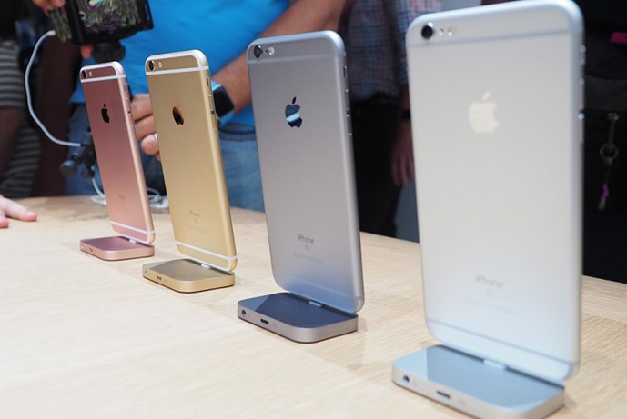 Ai sẽ là người cầm iPhone 6s/6s Plus đầu tiên ở Việt Nam?