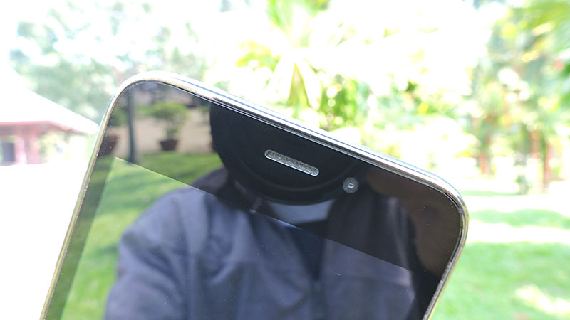 mặt trước mobell nova f2
