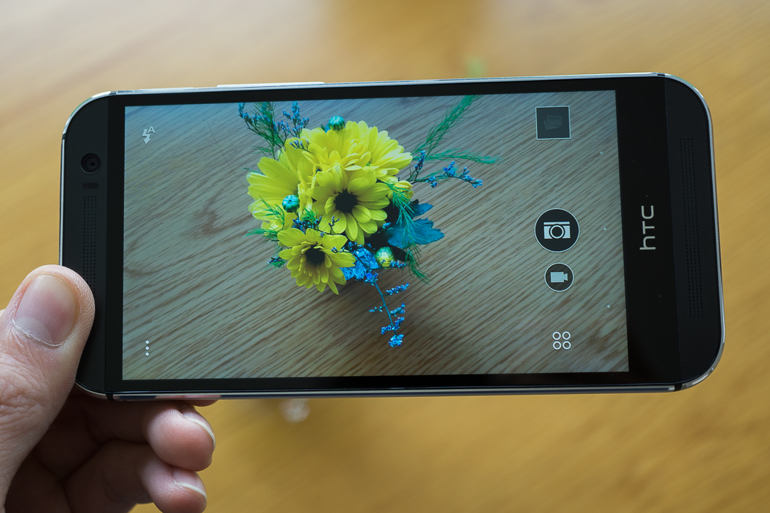 Đánh giá HTC One M8 Eye