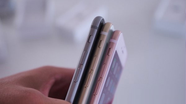 iPhone 6s/6s Plus iPhone 6s/6s Plus