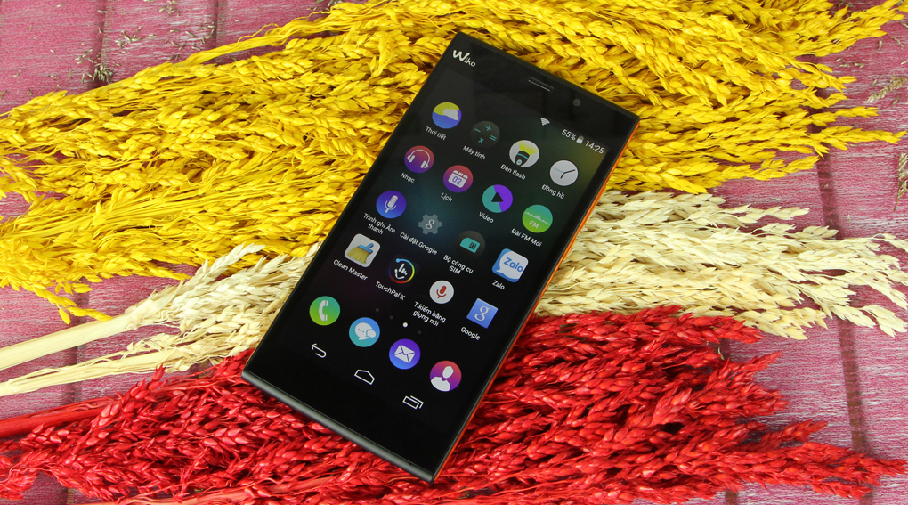 Wiko Ridge Fab 4G được trang bị màn hình 5,5 inch (720 x 1280 pixel)