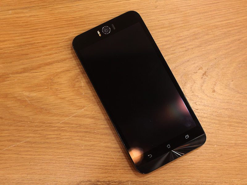Đánh giá ASUS Zenfone Selfie