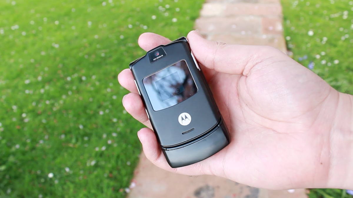 Huyền thoại Razr V3 Huyền thoại Razr V3