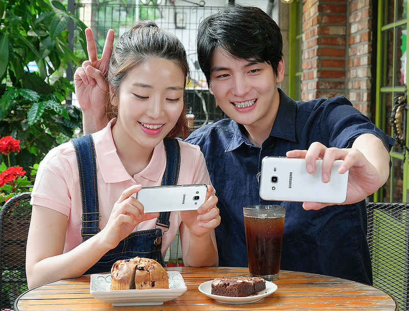 Samsung Galaxy J5 Samsung Galaxy J5